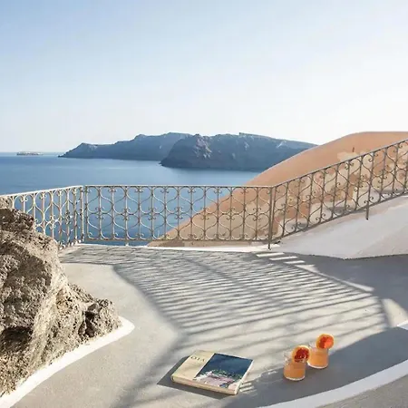 아파트 Great Cave At Oia, Greece *